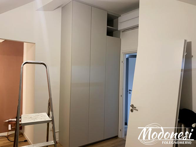 Armadio Camera Da Letto In Mansarda A Milano Gallery Montaggio 02