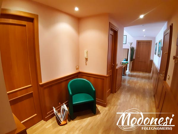 Arredamento Studio Legale Milano Stile Classico O Moderno: Sala Attesa di uno studio legale