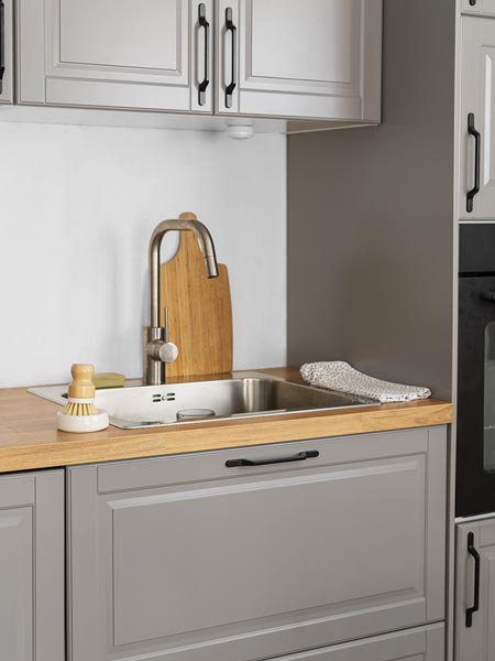 Lavorazione Bordo Cucine Su Misura