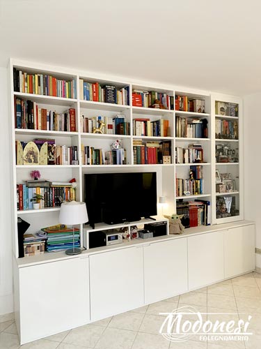 Libreria Con Tv Milano Montaggio 02