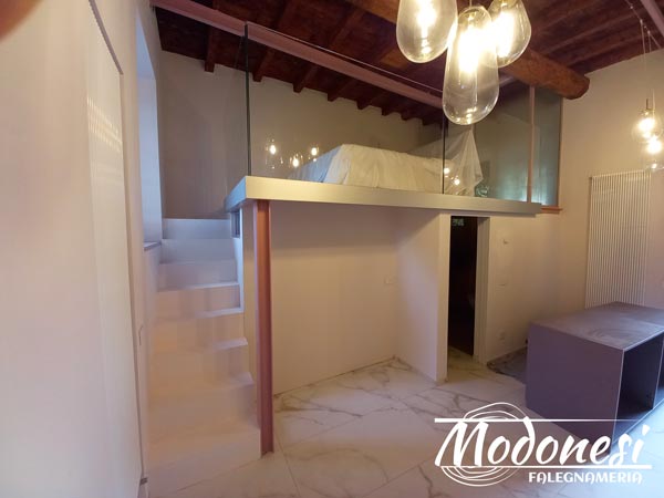 Mobile Soggiorno Dal Design Moderno A Milano Creato Su Misura Per Una Particolare Area Installazione 01