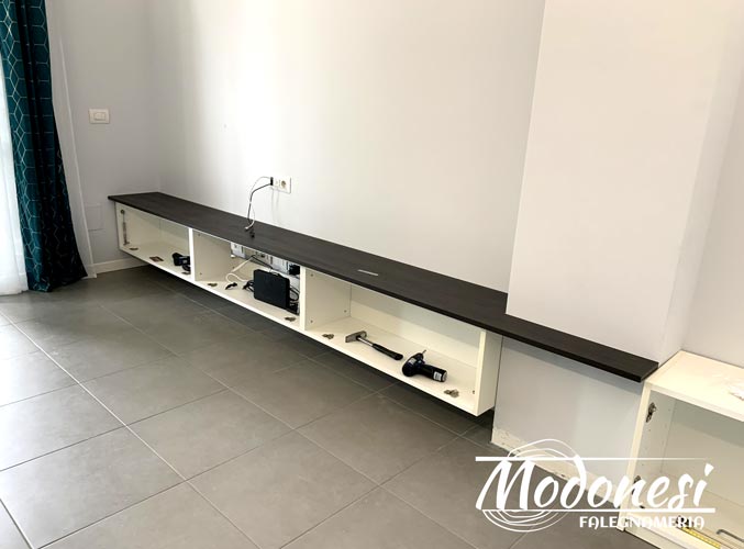 Realizzazione Mobile Tv Montaggio