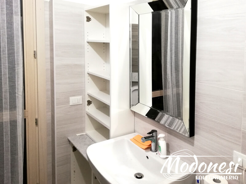 Mobile Bagno Bianco Su Misura Per Una Casa A Lainate Milano Applicazione 01