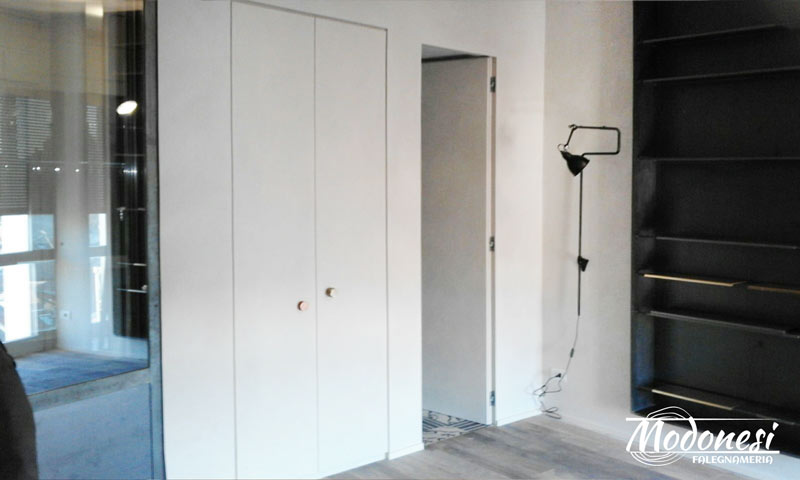 Armadi A Muro Legno Su Misura 04