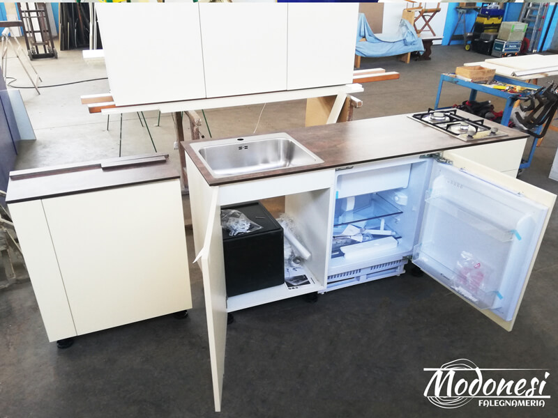 Cucina Su Misura In Nicchia Per Un Appartamento A Milano Lab 02