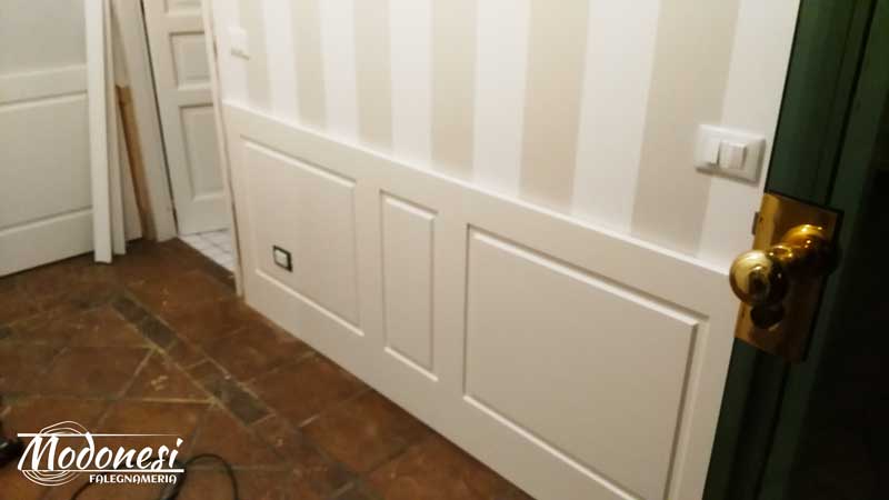 Boiserie Bianca Su Misura Per Appartamento Di Milano 05