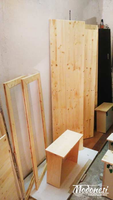 Cassettiera Su Misura E Libreria In Massello Per Lo Studio Laboratorio 05
