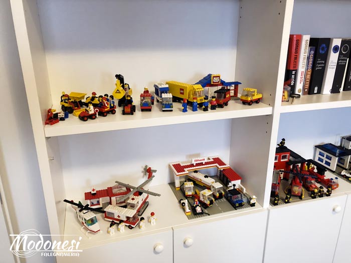 Realizzazione Libreria Ad Angolo Con Ponte In Cameretta Milano Pero 04