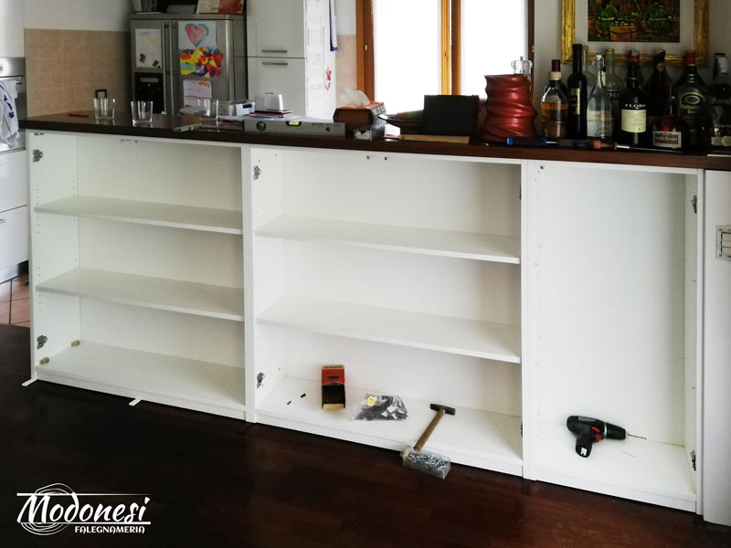 Mobile Credenza Su Misura Per Un Appartamento A Milano Applicazione 01