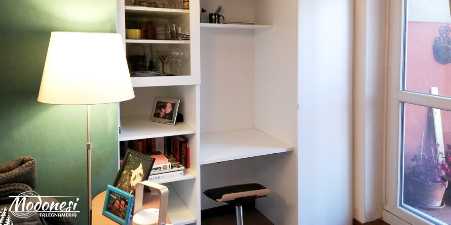 Mobile Studio su Misura in Nicchia per un Appartamento a Milano